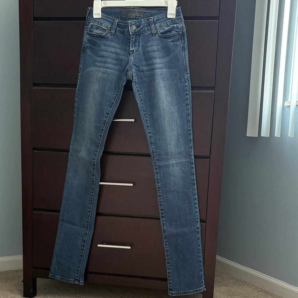 Delia’s Classic Blue Women's Jeans